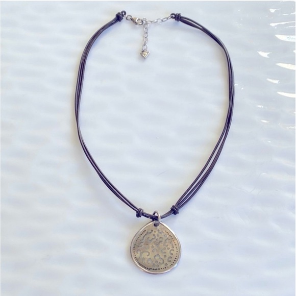 Silpada Carved Abalone a Silver Pendant Necklace N1446 - Picture 8 of 9